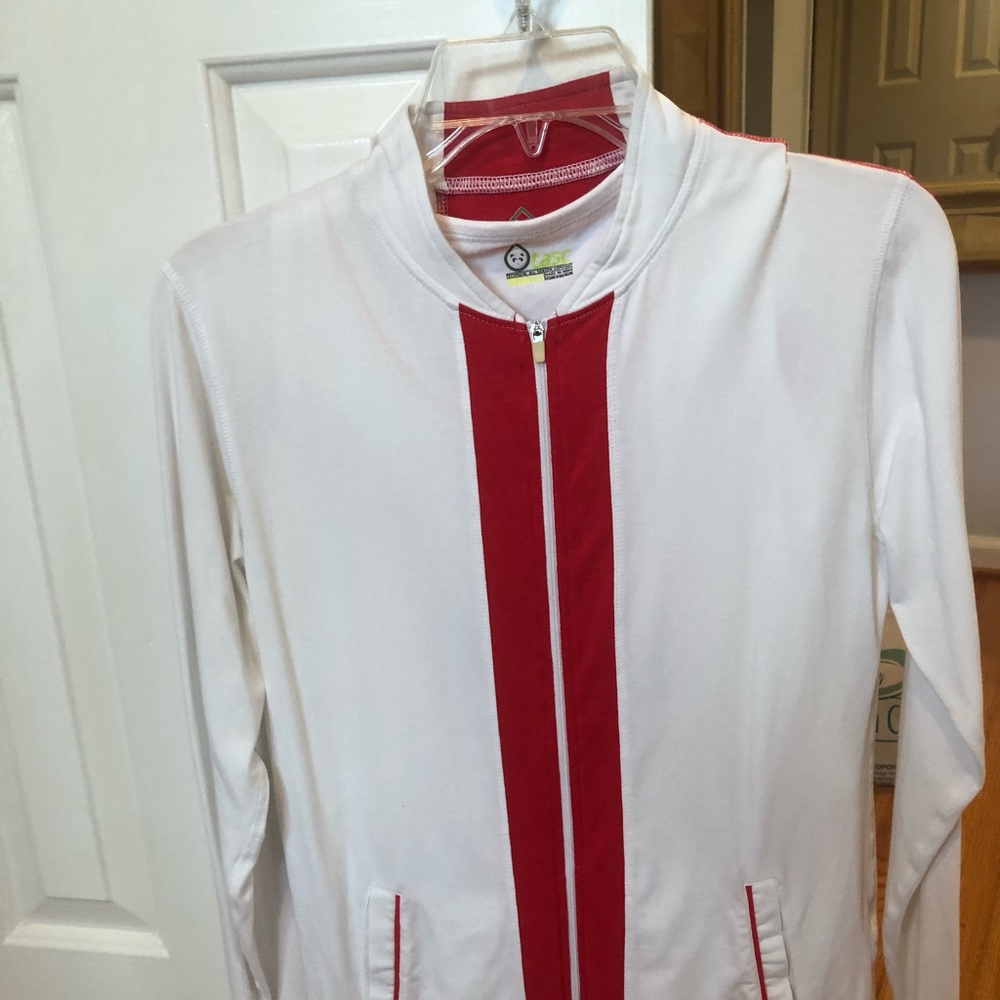 Lightweight workout jacket with tank top